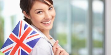 A variety of educational materials on the EngHub portal: learning English without extra effort