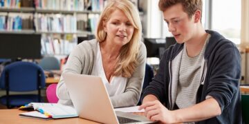 Вибір репетитора для школяра: основні критерії та корисні поради