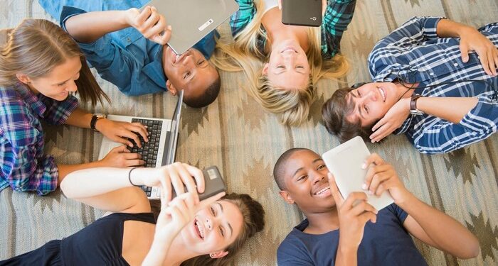 Смартфоны и психическое здоровье: как технологии помогают справляться со стрессом