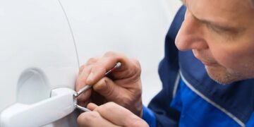 Услуги вскрытия замков авто в Днепре от компании MYKEY : основные преимущества