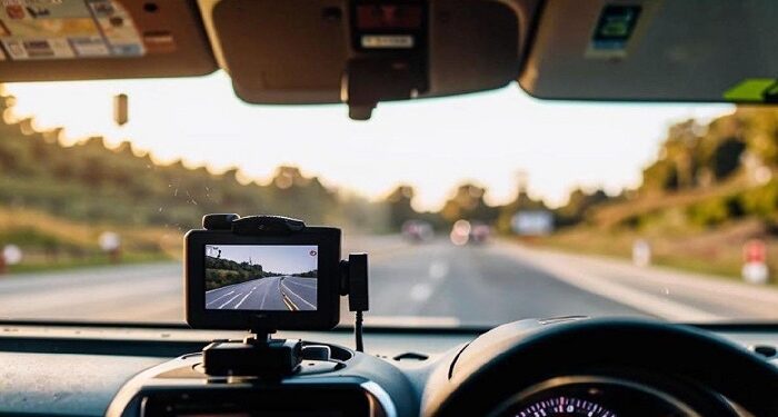 Как выбрать видеорегистратор для городских и дальних поездок