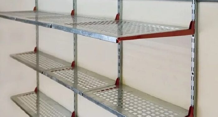 Полочные стеллажи – универсальная система хранения