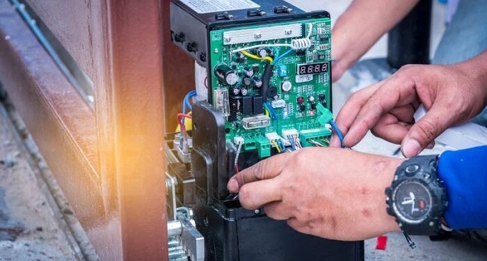 Garage door automation system failures: causes and solutions