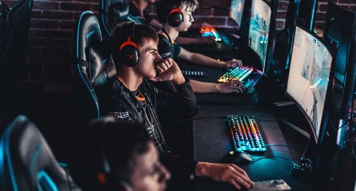 Gaming strategies and life hacks for eSports athletes to improve their gameplay